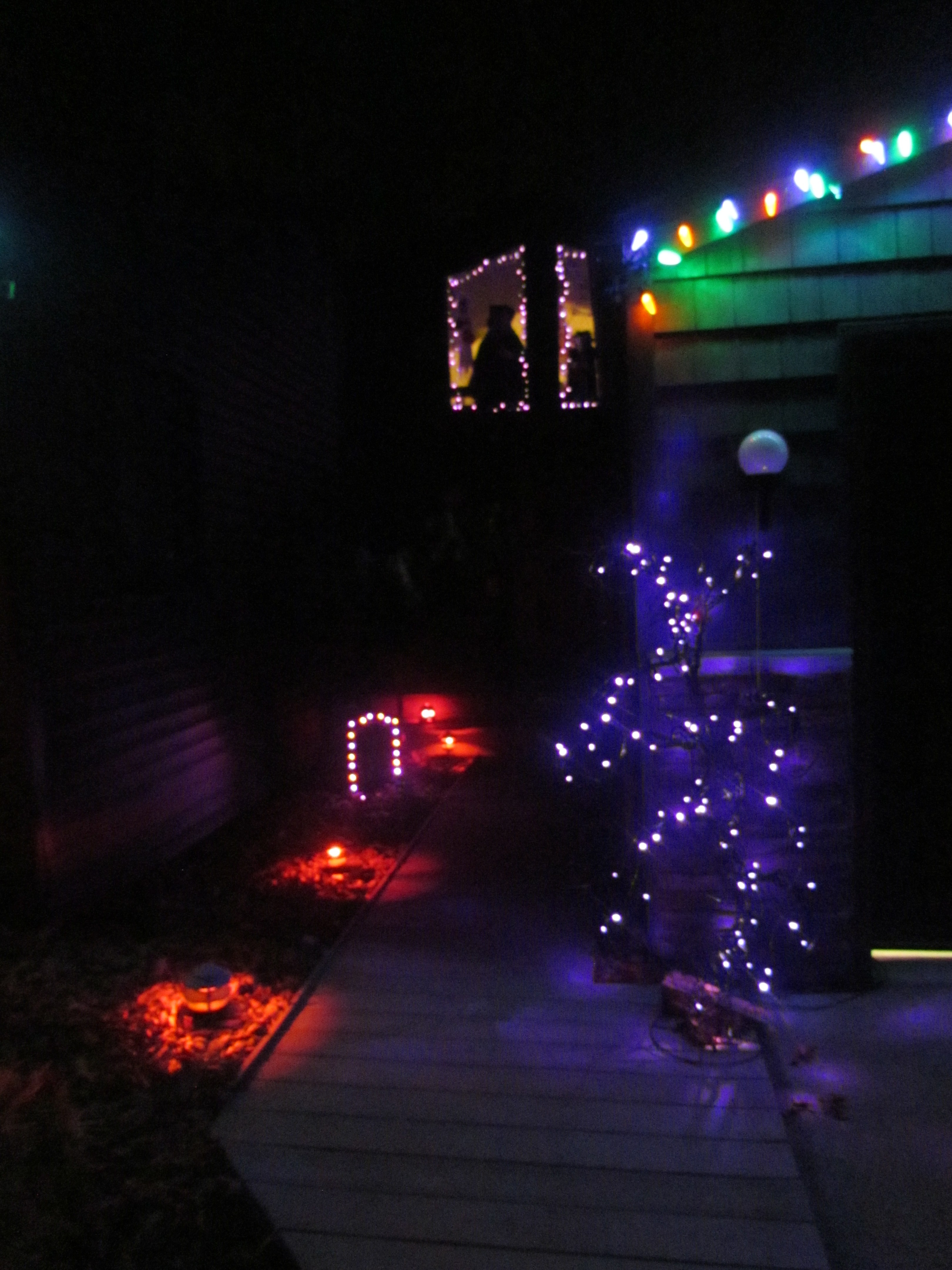 picture of house decorated in Halloween theme